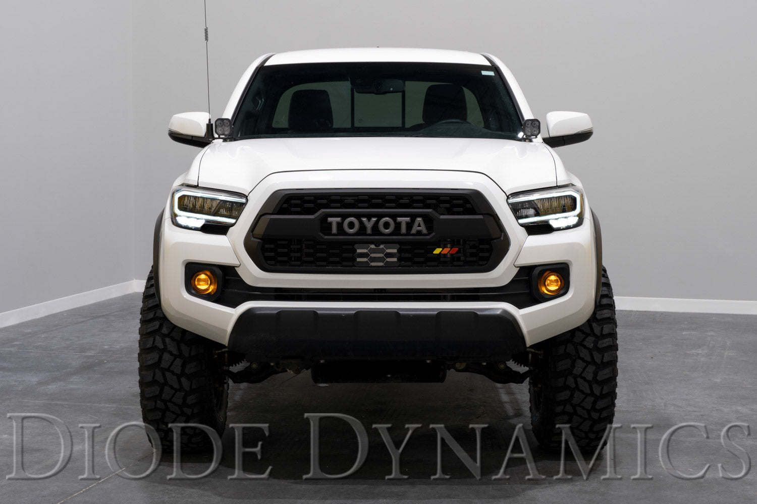 Elite Series Fog Lamps for 2013-2021 Toyota Tacoma Pair Yellow 3000K Diode Dynamics