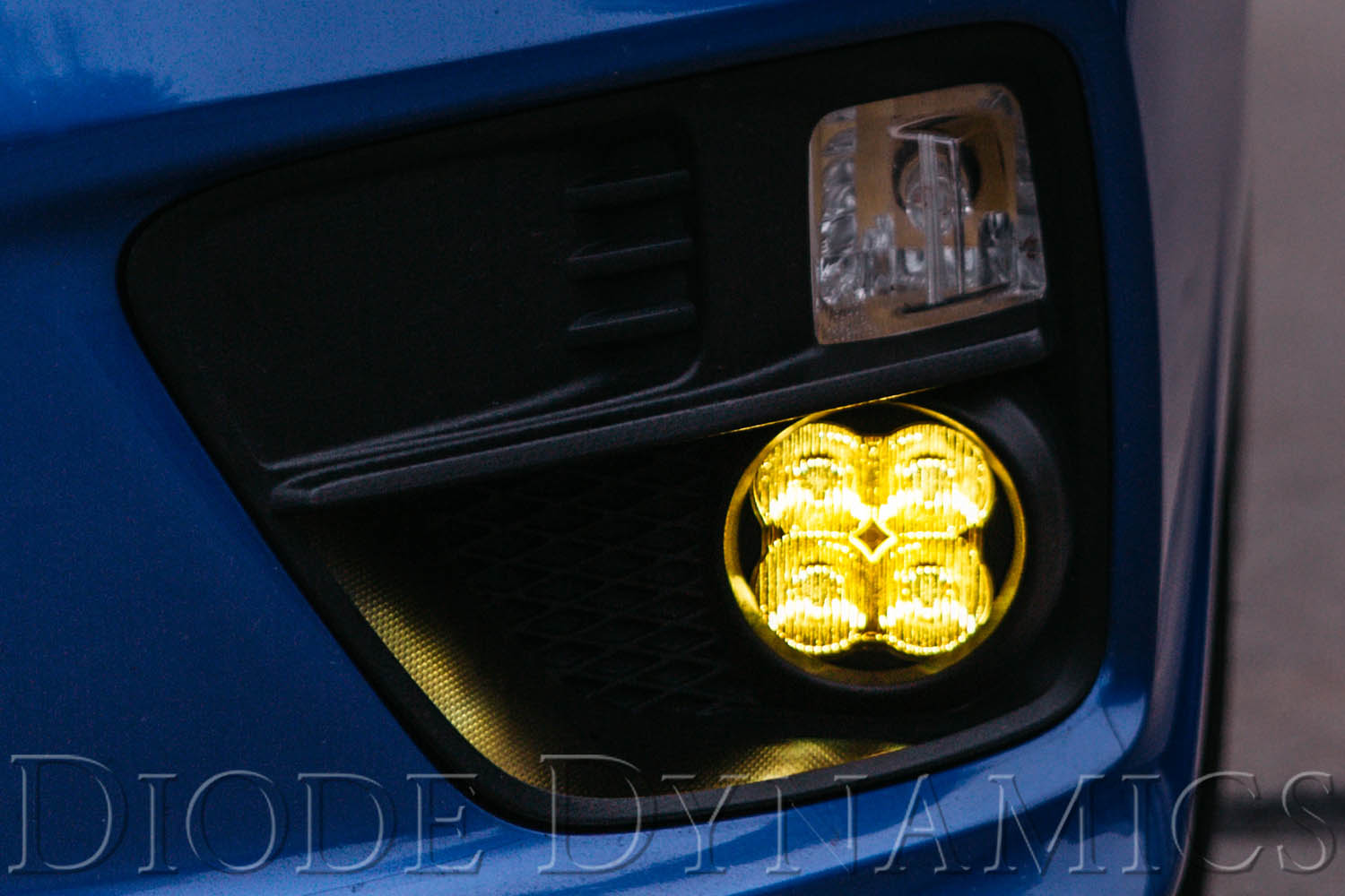 SS3 LED Fog Light Kit for 2005-2007 Ford Freestyle Yellow SAE Fog Sport Diode Dynamics