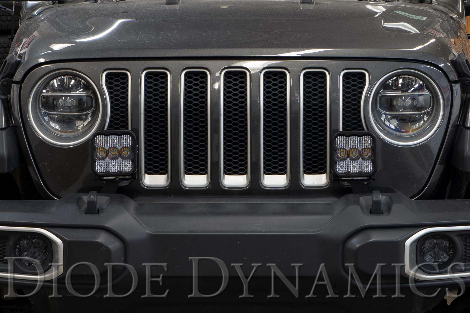 SS5 Bumper LED Pod Light Kit for 2018-2021 Jeep JL Wrangler, Pro Yellow Combo Diode Dynamics